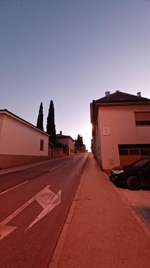 Apartman Dora Apartment Pula Exterior foto